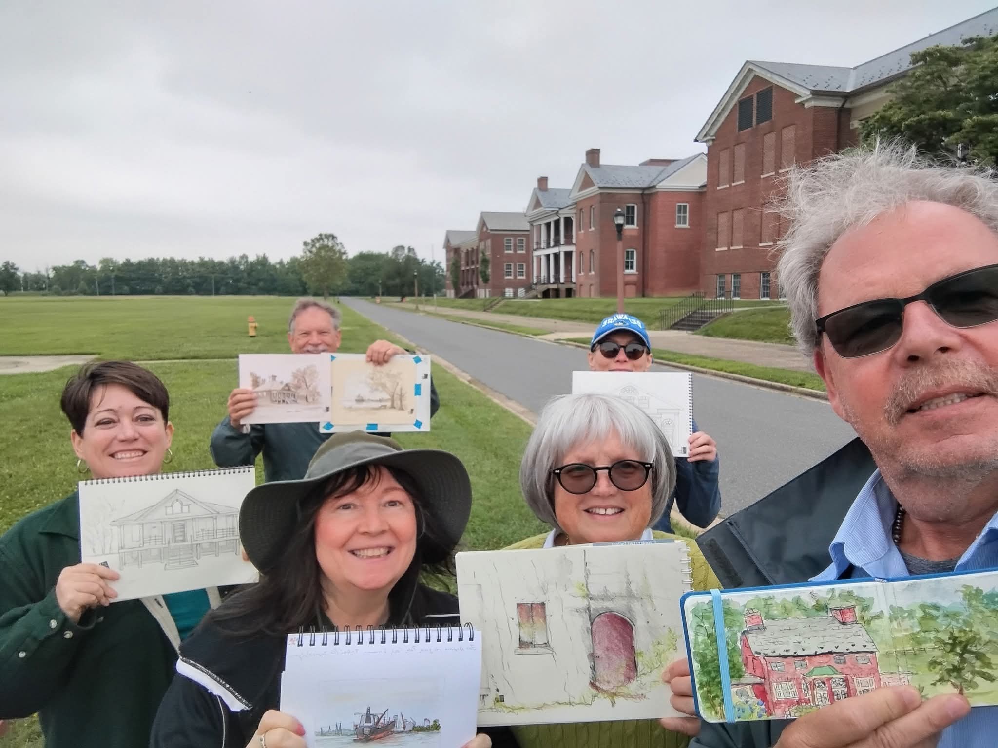 Read more about the article A Creative Afternoon at Fort DuPont: Sketch the Fort with Urban Sketchers Delaware