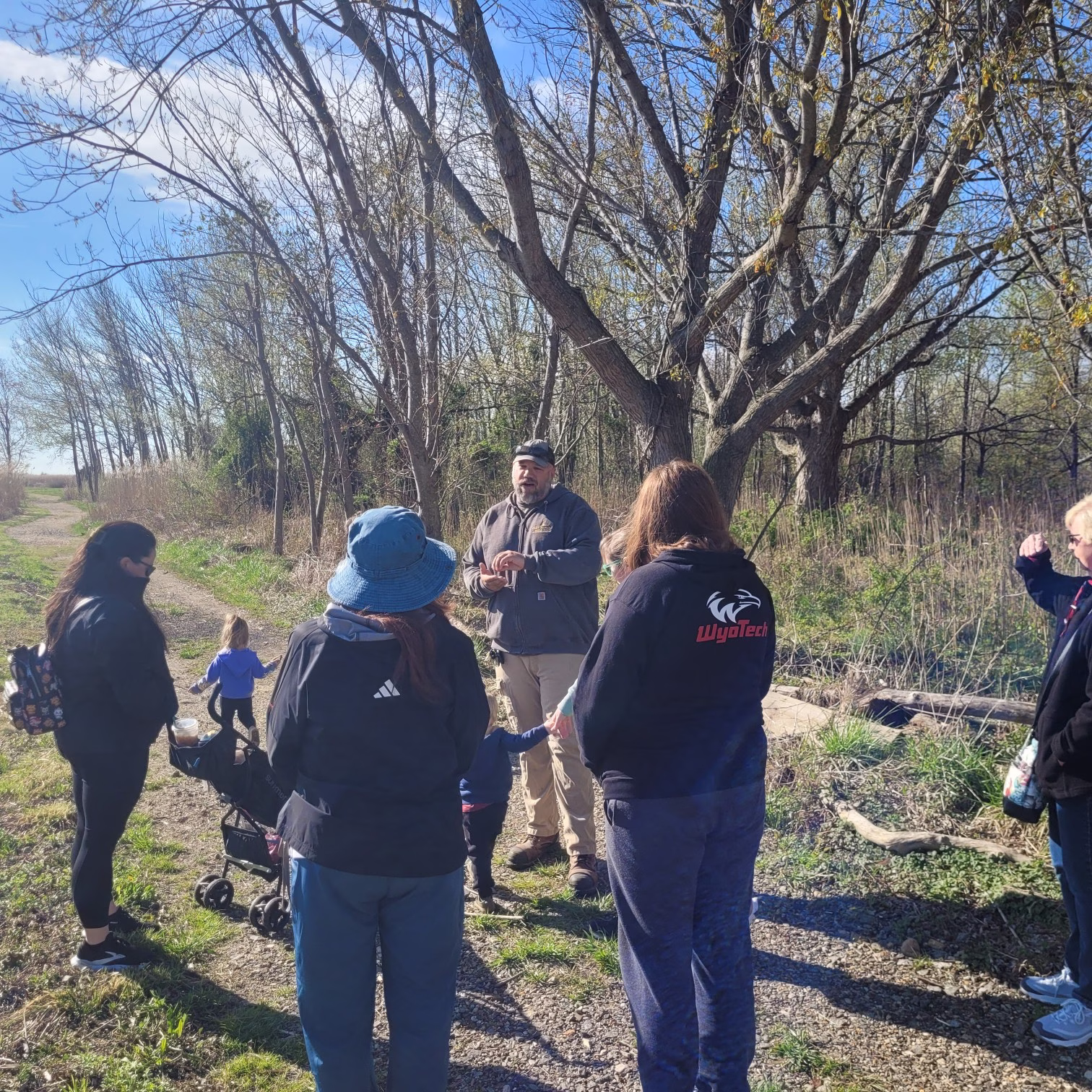 Read more about the article 🌿Fort DuPont Flora Walk Opens 2026 Series in Delaware City